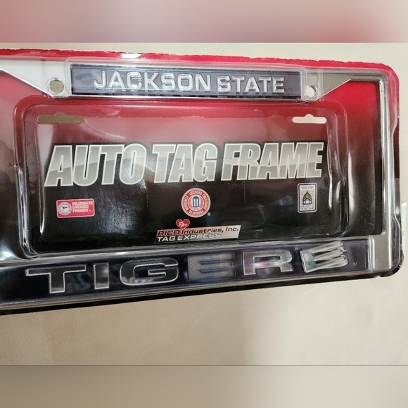 License plate frame - Picture 1 of 3